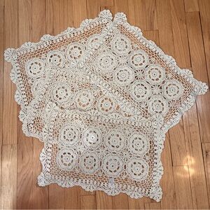 New Vintage Crochet Lace Placemats Set of 4 ECRU, by Imperial Elegance